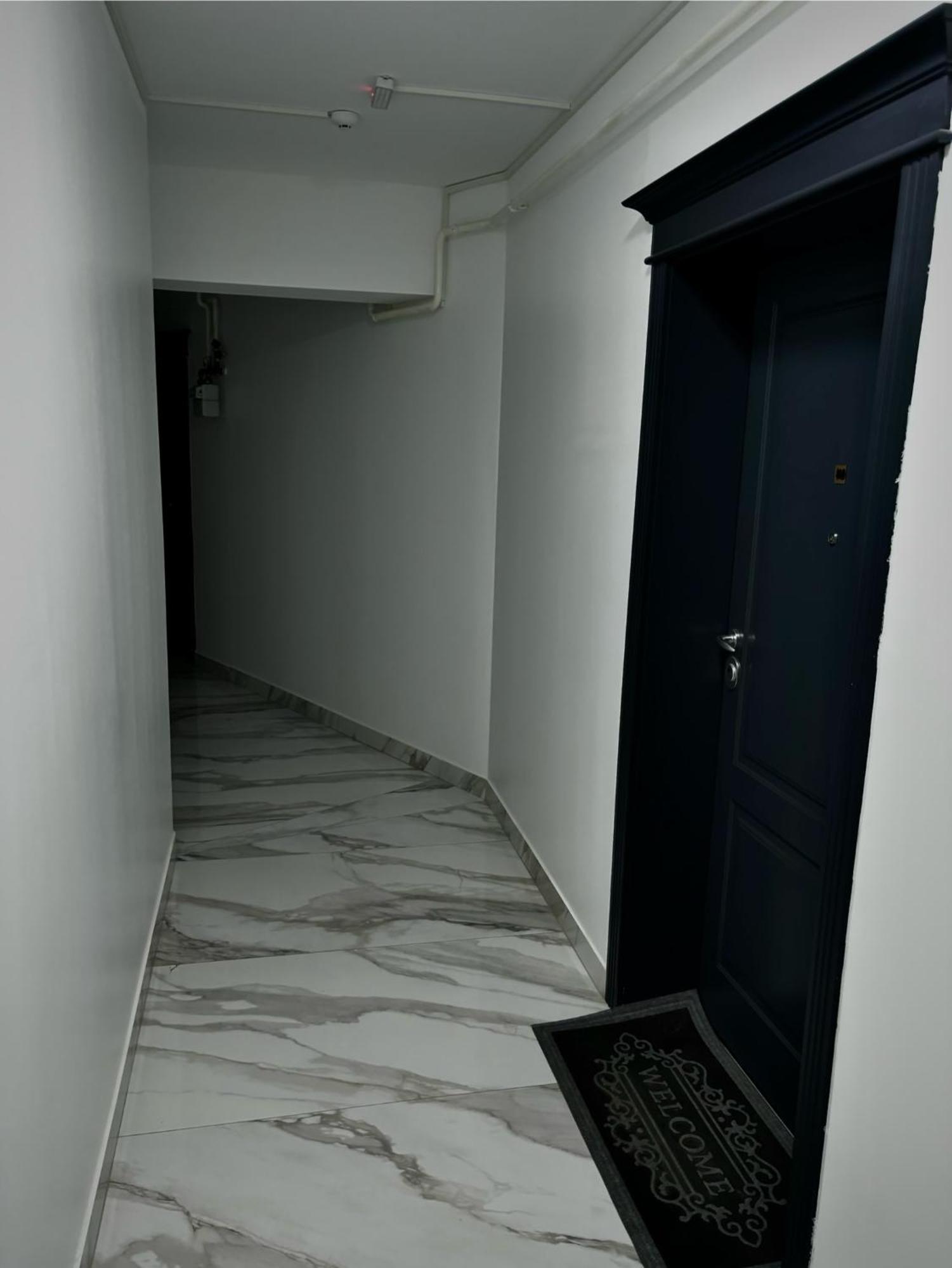 Sky View - Free Parking Apartment Iasi Bagian luar foto