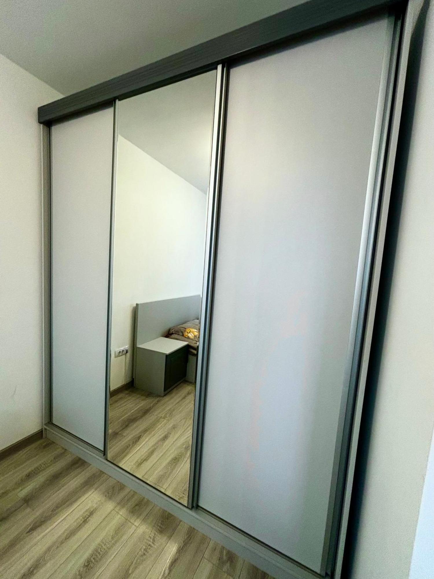 Sky View - Free Parking Apartment Iasi Bagian luar foto