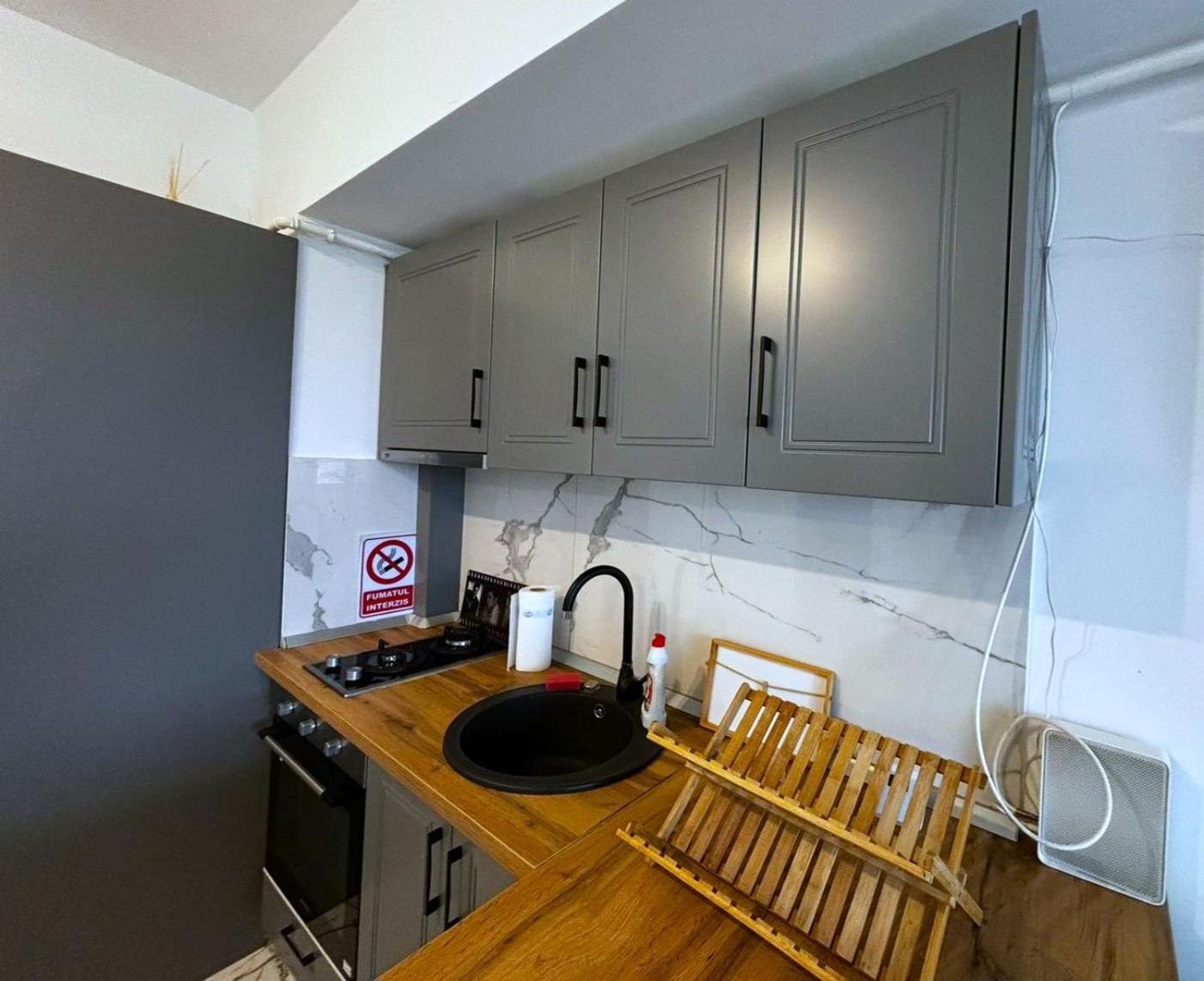 Sky View - Free Parking Apartment Iasi Bagian luar foto