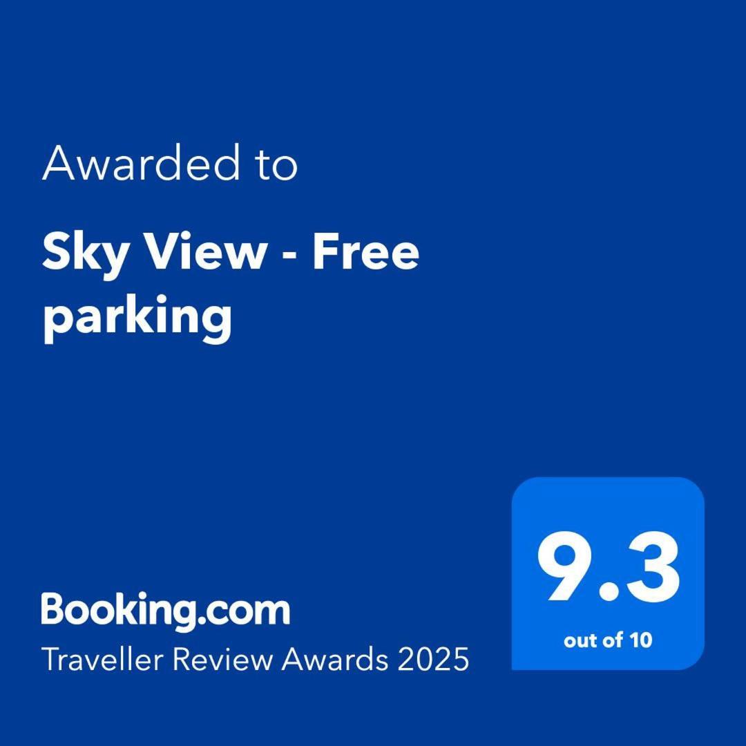 Sky View - Free Parking Apartment Iasi Bagian luar foto